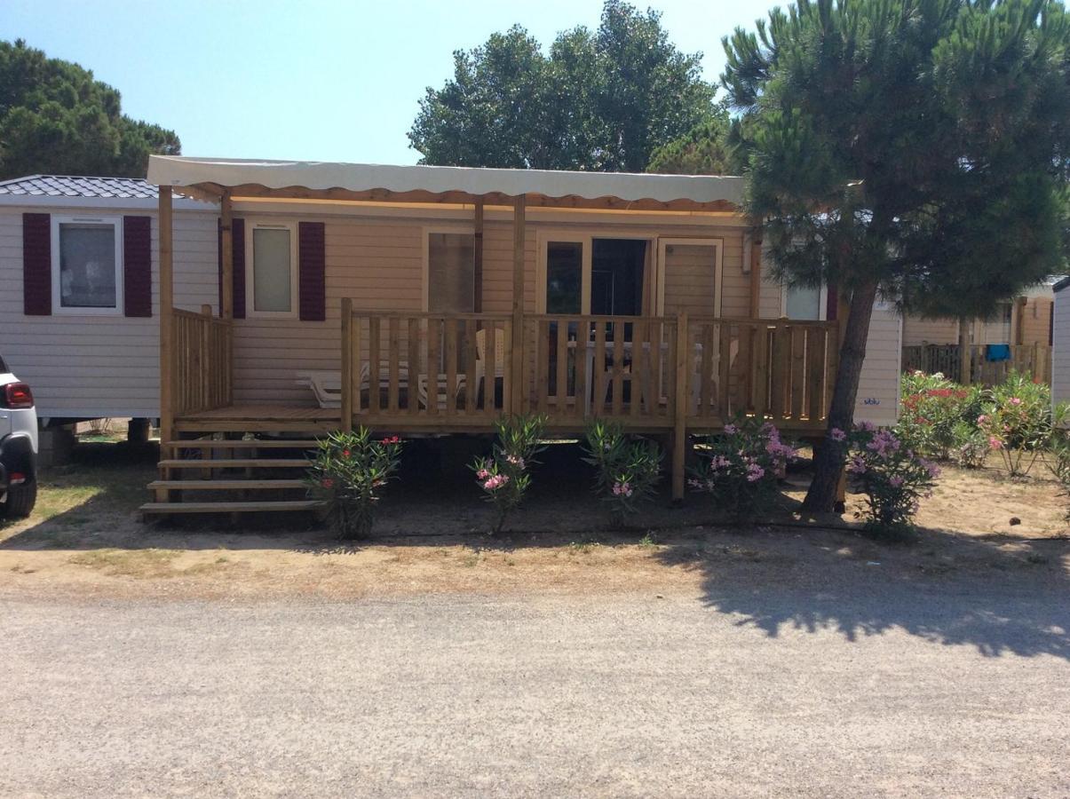 Mhvacances Louent Plusieurs Mobilhomes Dans Camping 4 Etoiles A 200M De La Plage Et Cure Thermale Canet-en-Roussillon Exterior foto
